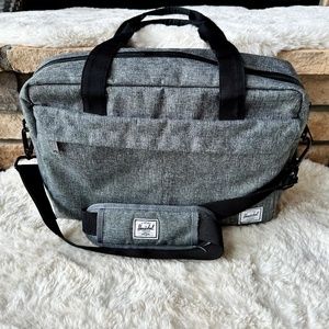 Herschel Supply Co Grey Messenger bag MINT